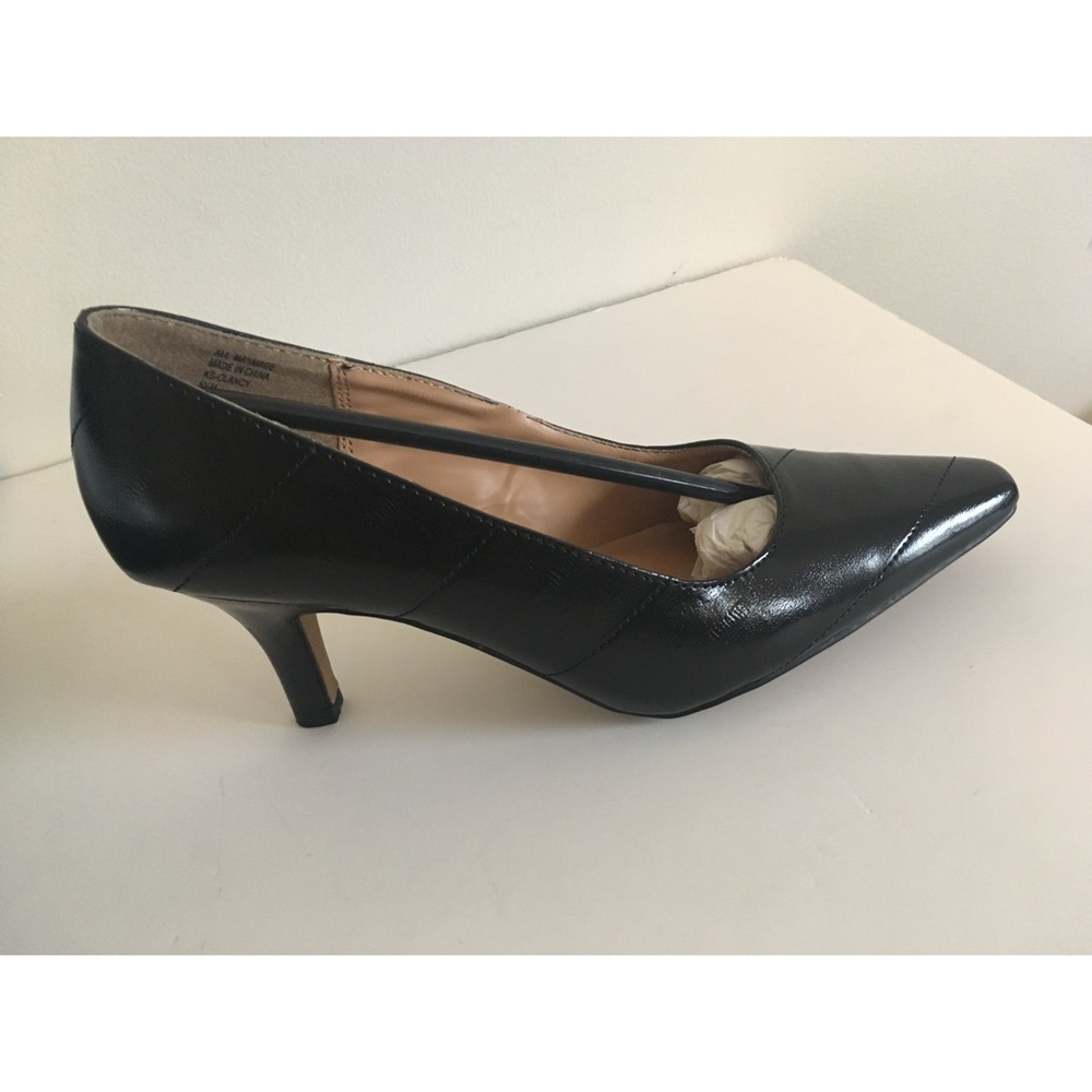 NWT Black Karen Scott Clancy Heels Size 5.5